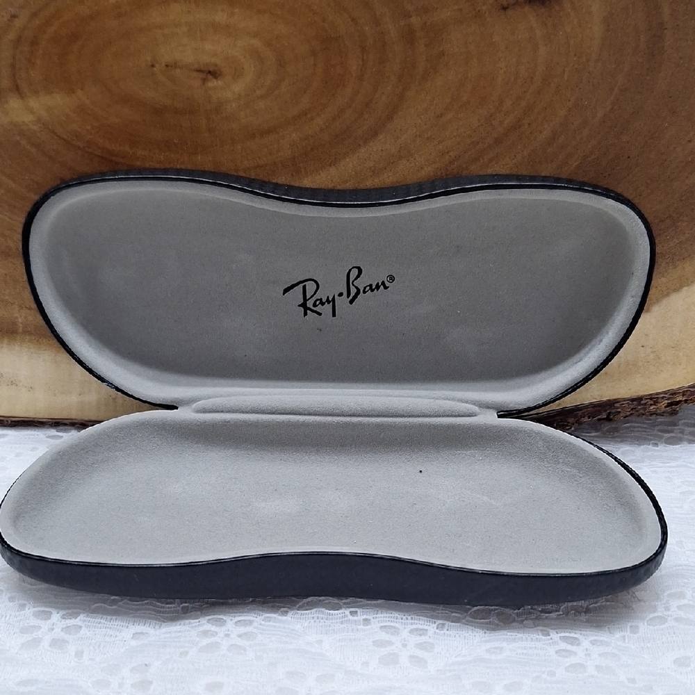 #ACQ Ray-Ban Black Hard Sunglasses OR glass Case with Gray Interior
